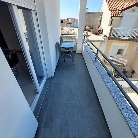 Daniel Apartment *