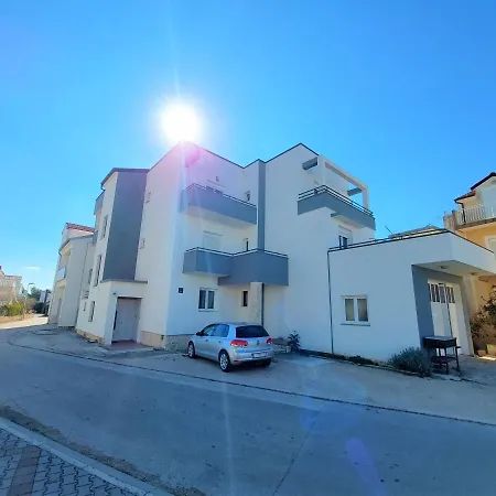 Daniel Apartment