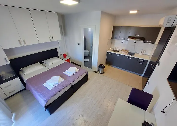 Daniel Διαμέρισμα *